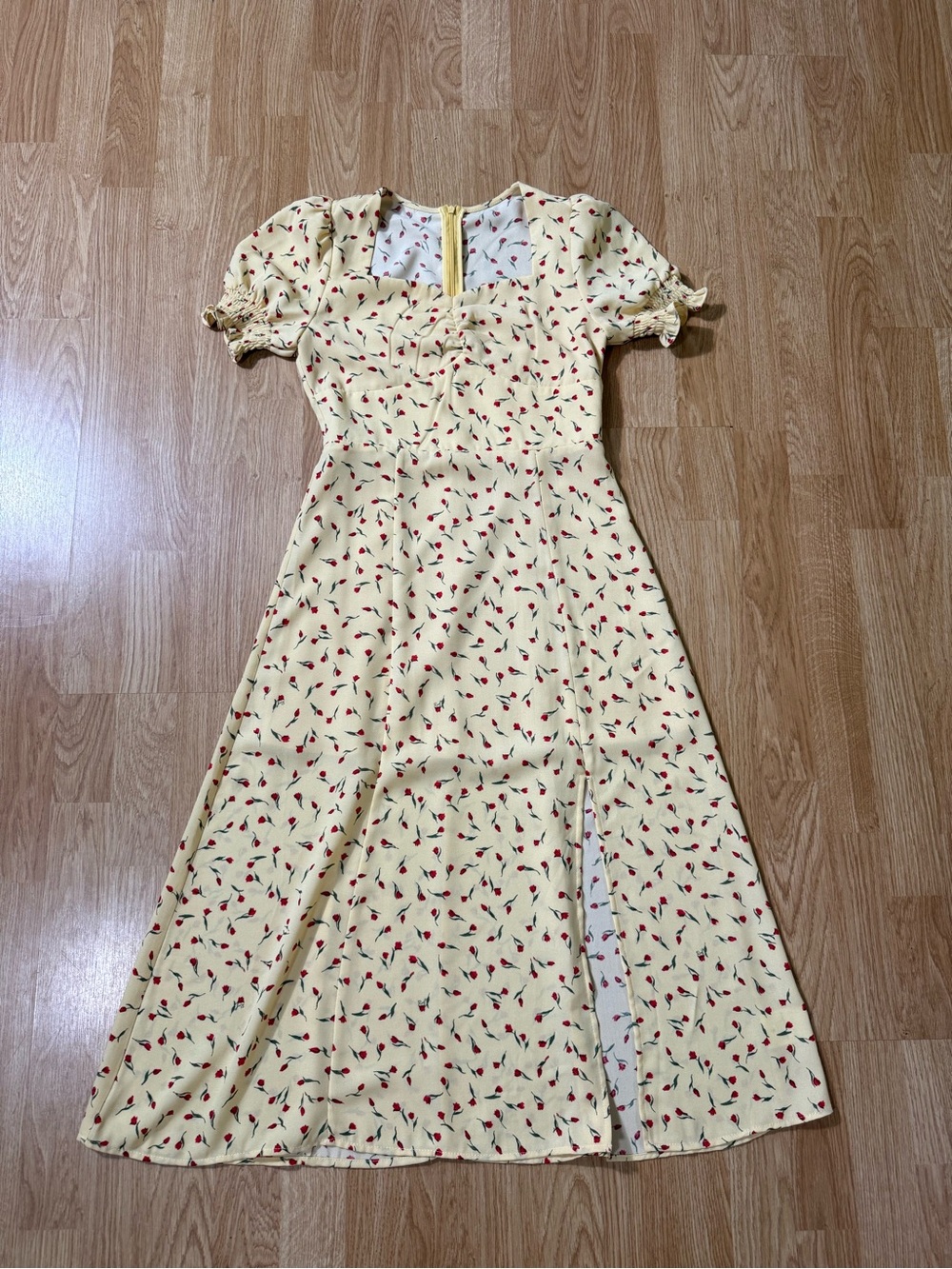 Women's Red Flowers Print Midi Dress - Size XS